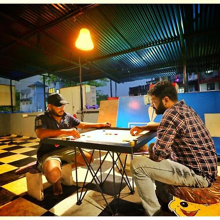 Social Hubz Hostel مومباي المظهر الخارجي الصورة