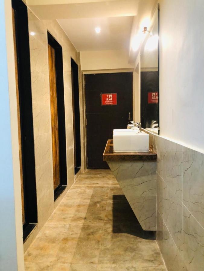 Social Hubz Hostel مومباي المظهر الخارجي الصورة